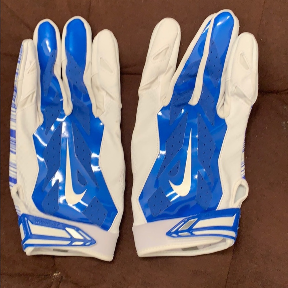 Nike Football Gloves